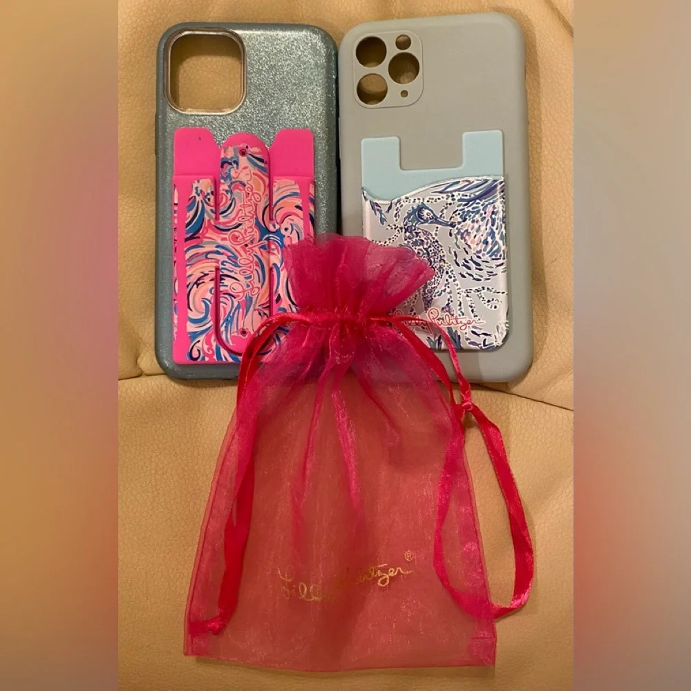 Lilly Pulitzer card holders on 11 Pro Phone cases.